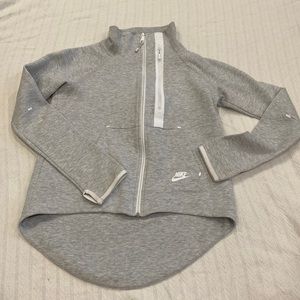 Nike Sweater